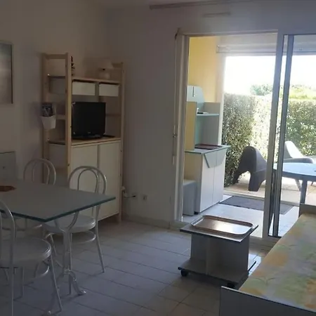 Le Cap D'agde Savannah 1,rez De Jardin, Acces Piscine Et Plage. 4 Personnes דירה