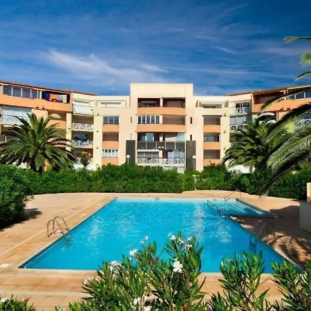 Apartamento Le Cap D'agde Savannah 1,rez De Jardin, Acces Piscine Et Plage. 4 Personnes Agde