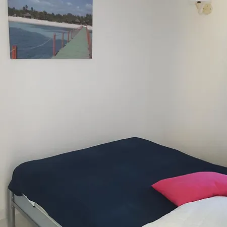 Le Cap D'agde Savannah 1,rez De Jardin, Acces Piscine Et Plage. 4 Personnes *